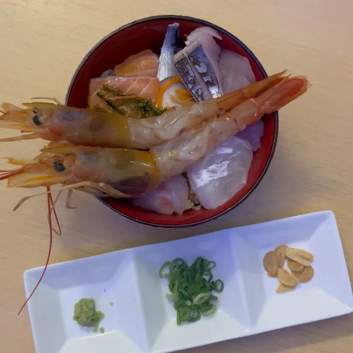 昨日はものすごくたくさんのお客様来ていただけて嬉しいです、あ...